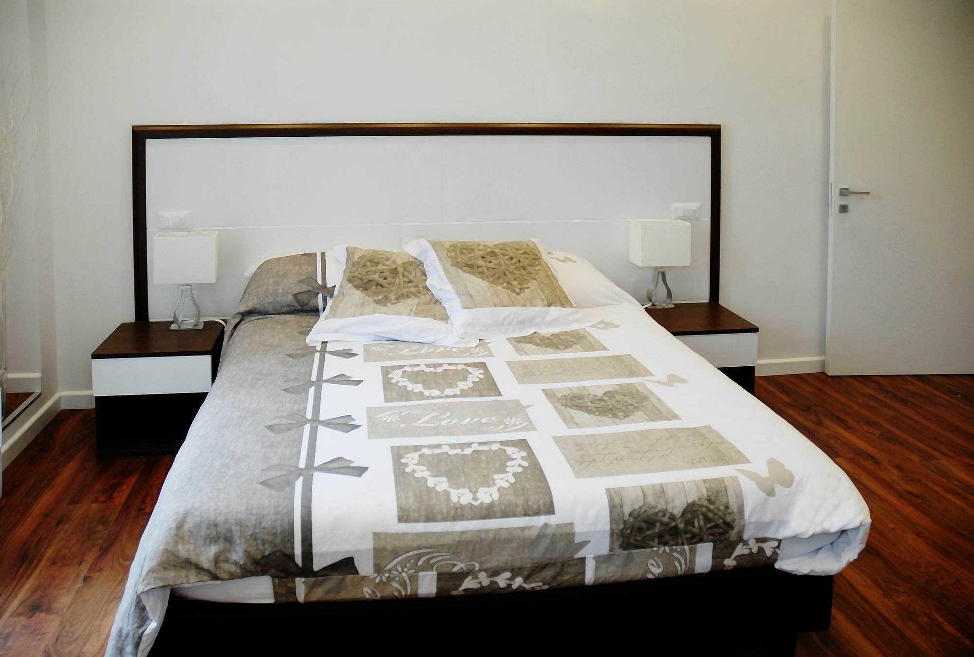 Suiterhome Roma Ngoại thất bức ảnh