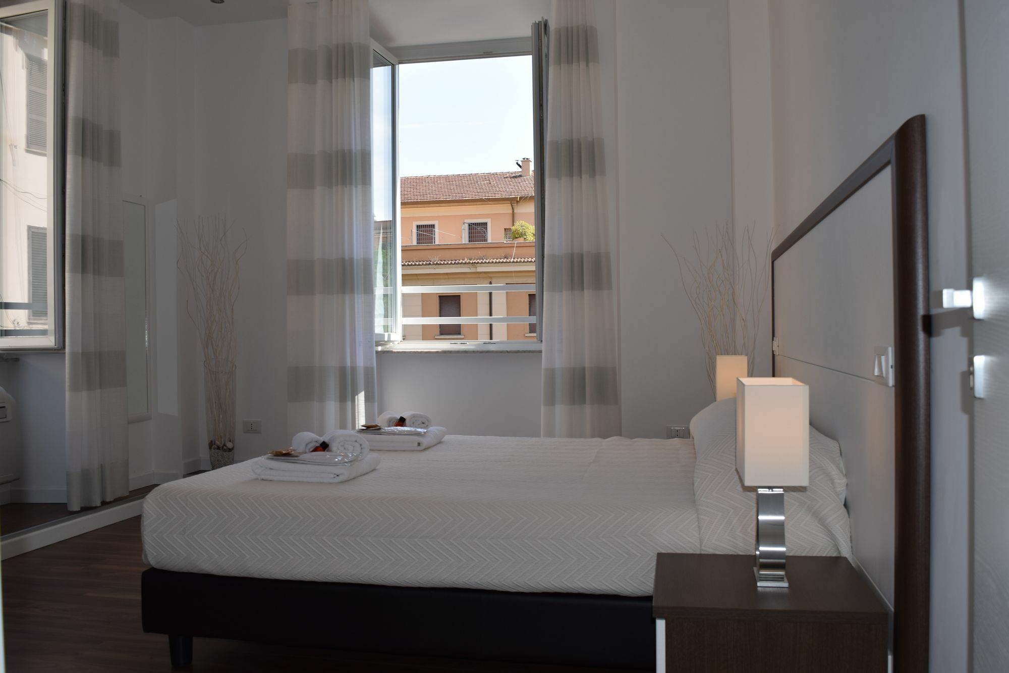 Suiterhome Roma Ngoại thất bức ảnh
